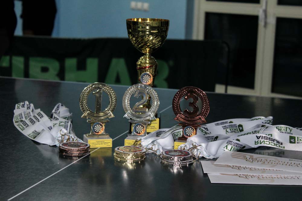 В НИУ «БелГУ» завершились соревнования среди преподавателей и сотрудников по дартсу