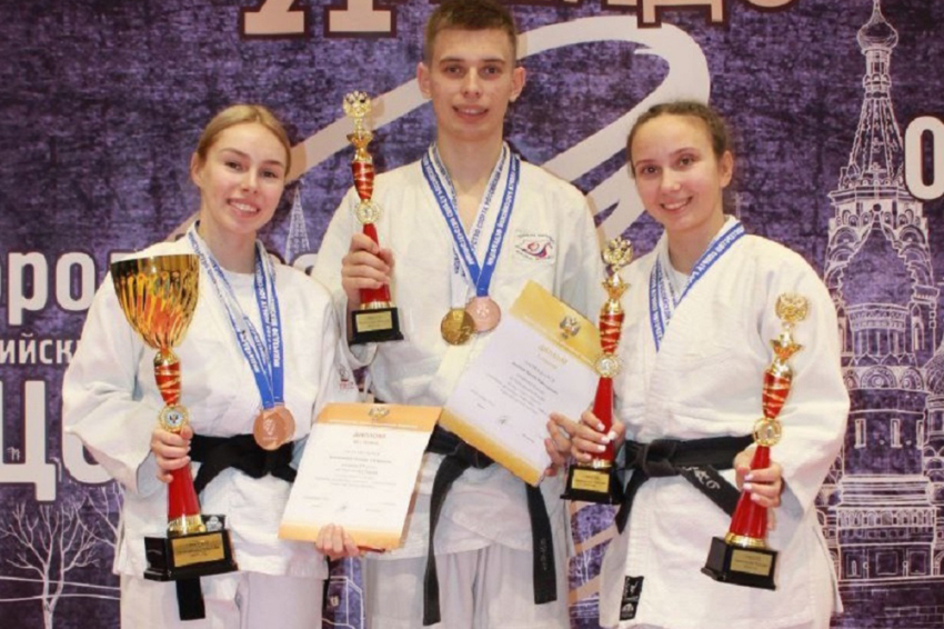 События НИУ «БелГУ» студенты ниу «белгу» выиграли награды чемпионата россии по айкидо