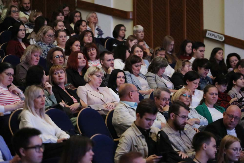 Встреча с коллективом в НИУ «БелГУ» прошла в формате НЕконференции События НИУ «БелГУ» встреча с коллективом в ниу «белгу» прошла в формате неконференции