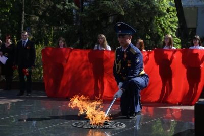 В Белгороде на центральной площади был торжественно открыт после реконструкции мемориал «Скорбящая мать».